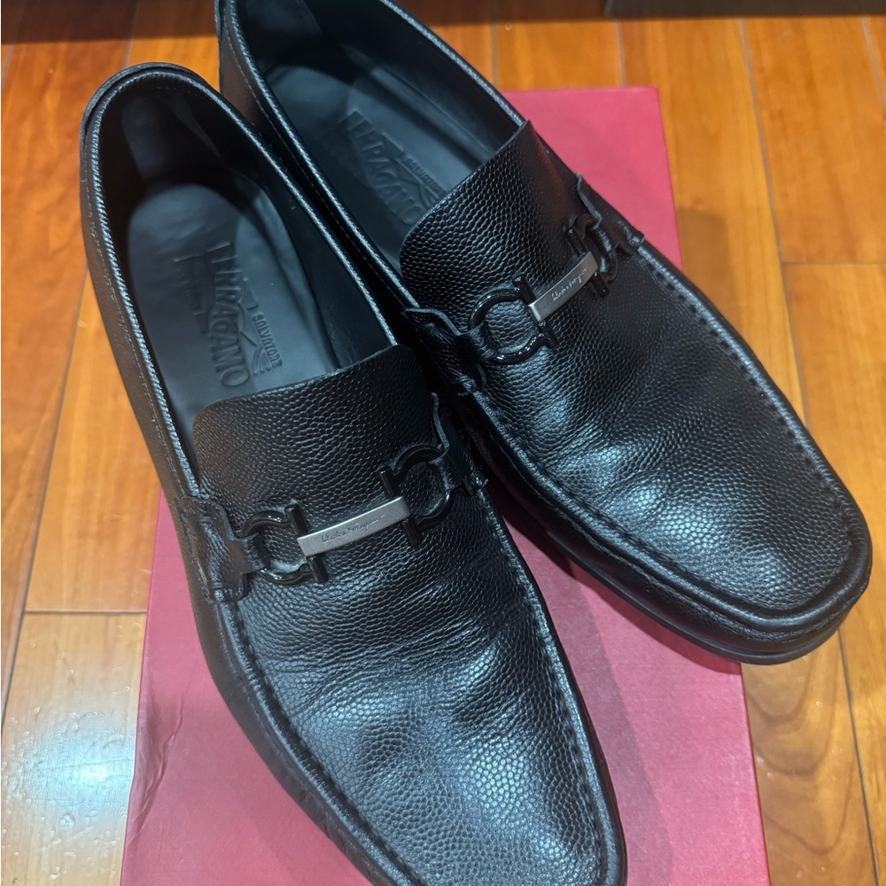 Ferragamo mens regal loafers